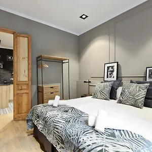  Apartamento Sagrada266 By Chicstays